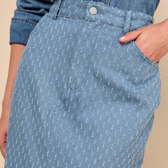 Light Wash Denim Textured Raw Hem Midi Skirt/NWT/L - Picture 4 of 16